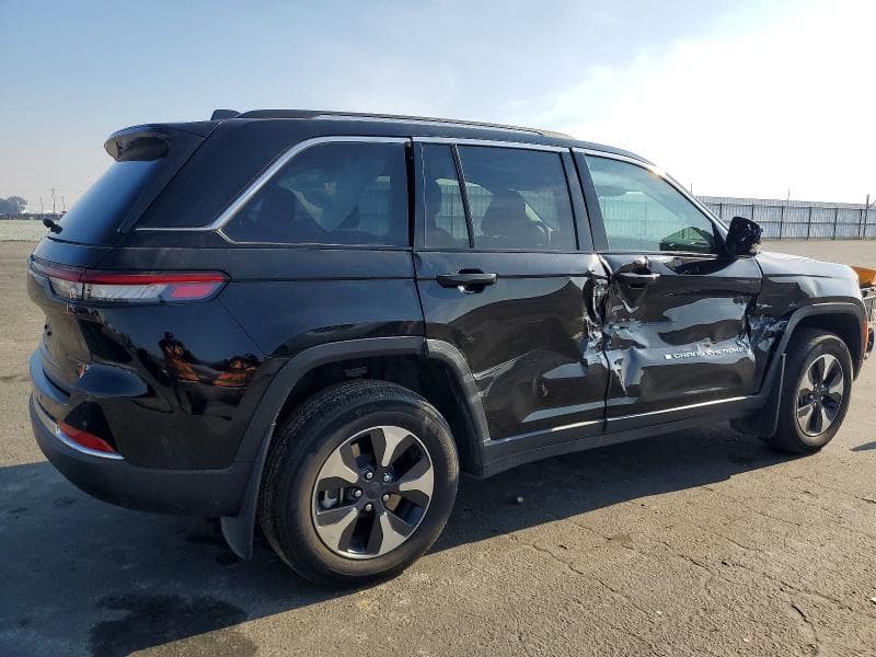 2023 JEEP GRAND CHEROKEE 3