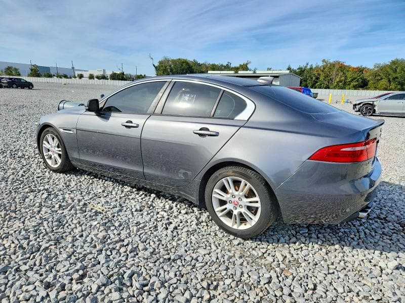 2017 JAGUAR XE PREMIUM PREMIUM 3