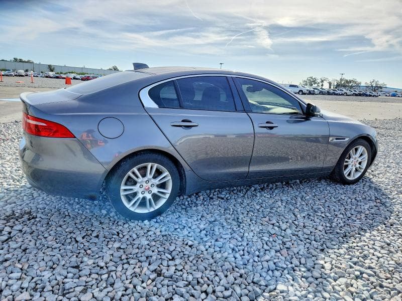 2017 JAGUAR XE PREMIUM PREMIUM 4