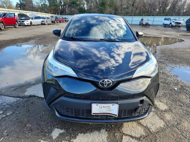 2022 TOYOTA C-HR XLE XLE 5