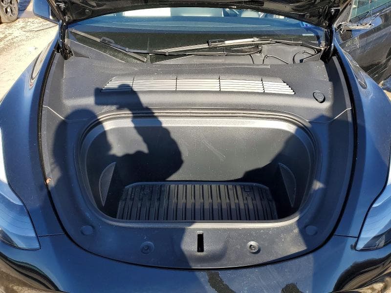 2024 TESLA Y 12