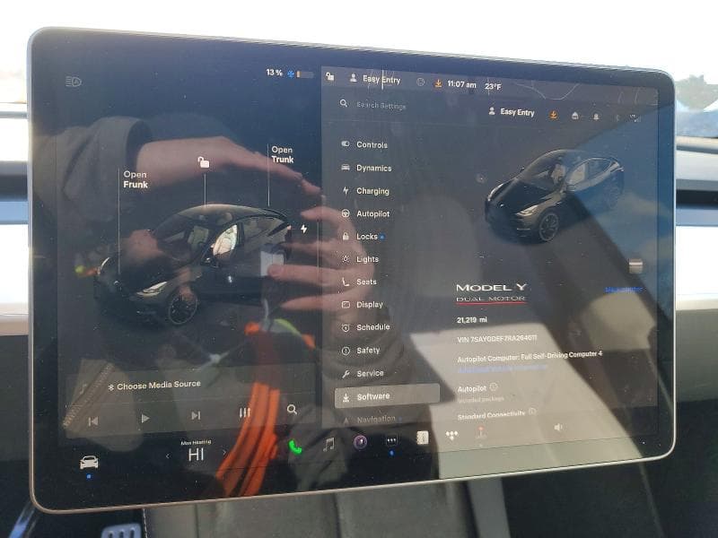 2024 TESLA Y 9