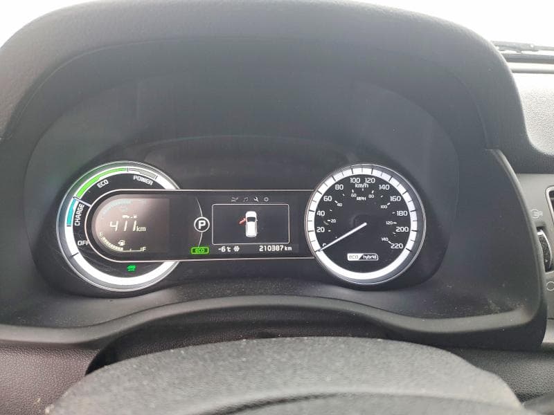 2019 KIA NIRO FE 9