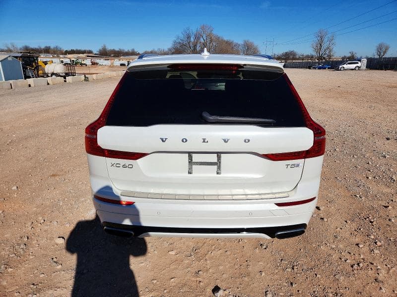2019 VOLVO XC60 T5 R-DESIGN 6