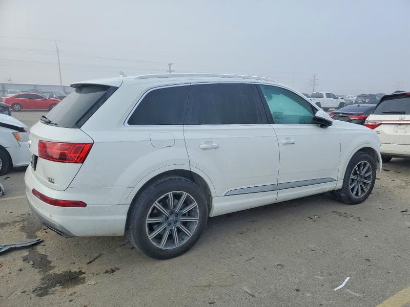 2017 AUDI Q7 3