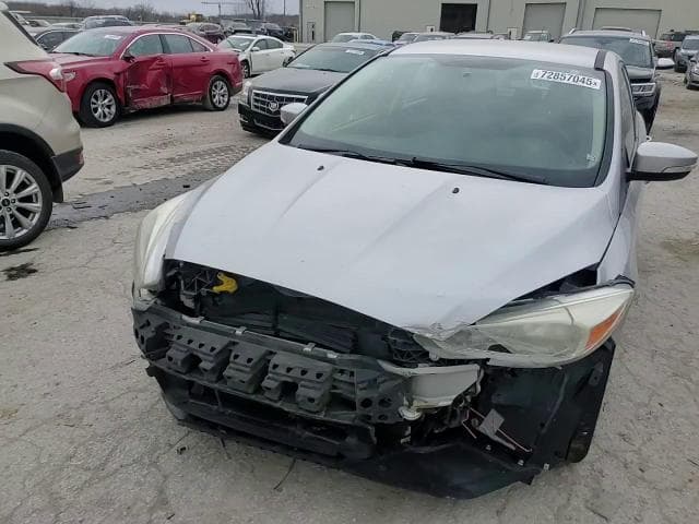 2016 FORD FOCUS SE 13