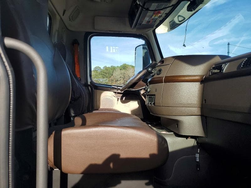 2017 VOLVO VN VNL VNL 6