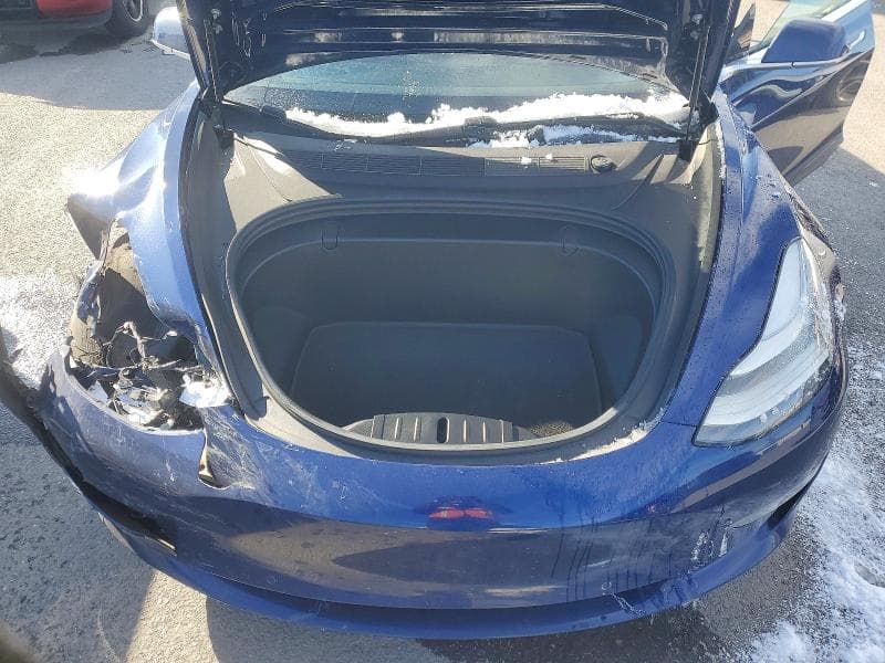 2018 TESLA MODEL 3 11
