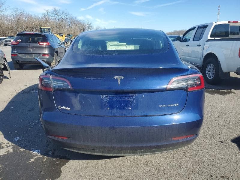 2018 TESLA MODEL 3 6