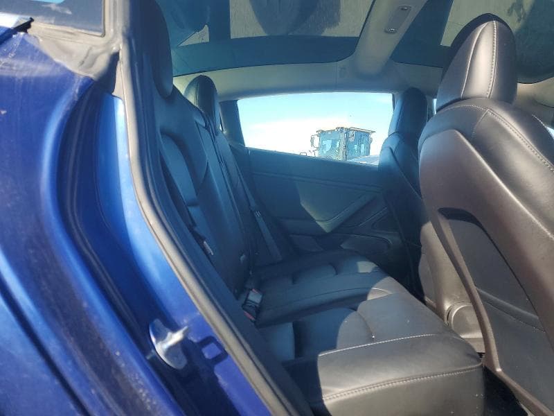 2018 TESLA MODEL 3 10