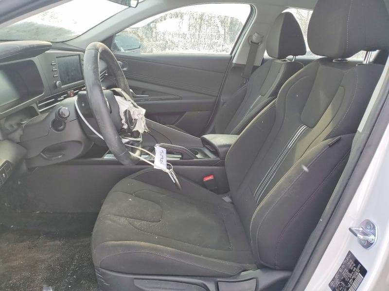 2025 HYUNDAI ELANTRA SEL SPORT 7