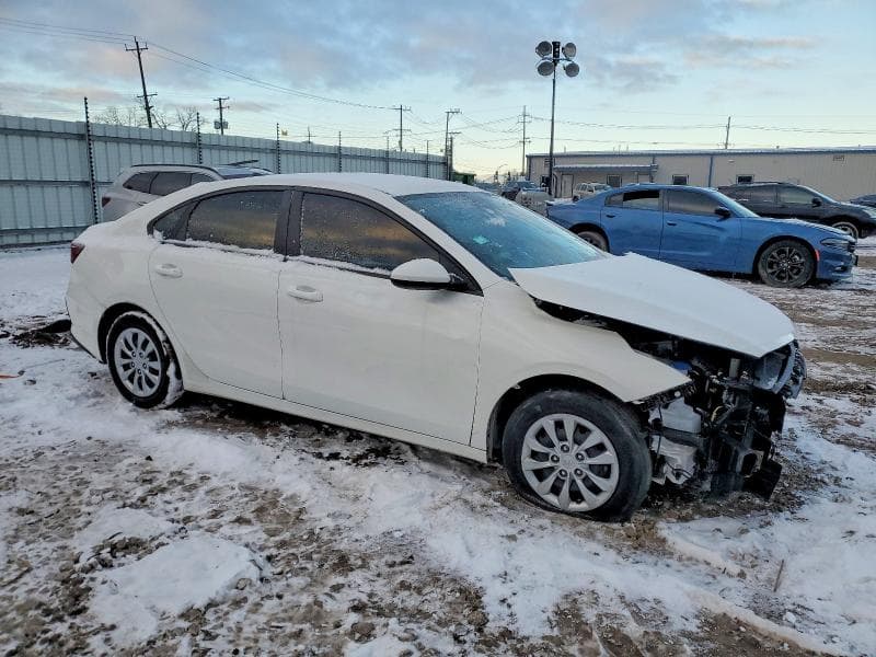 2021 KIA FORTE FE 4