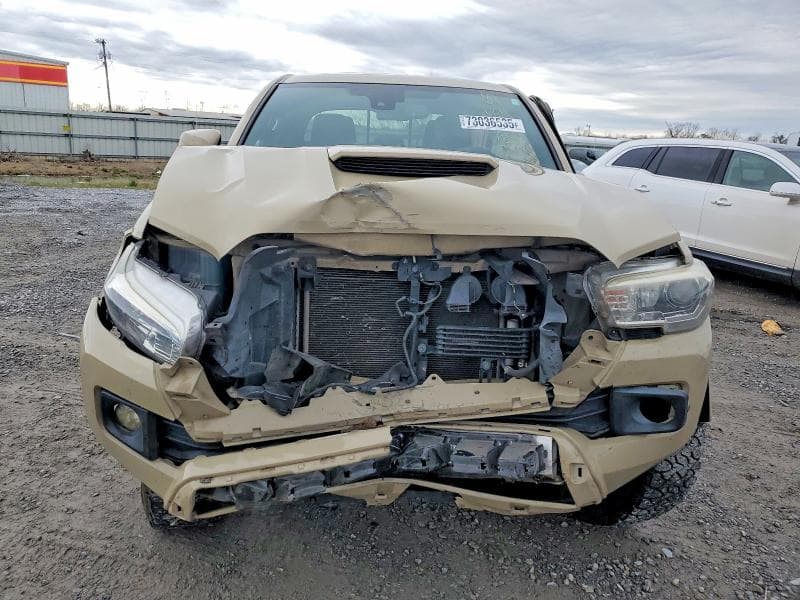 2018 TOYOTA TACOMA DOUBLE CAB DOUBLE CAB 5