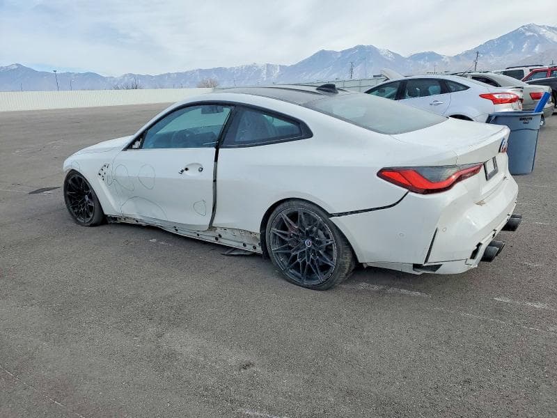 2022 BMW M4 COMPETITION 2