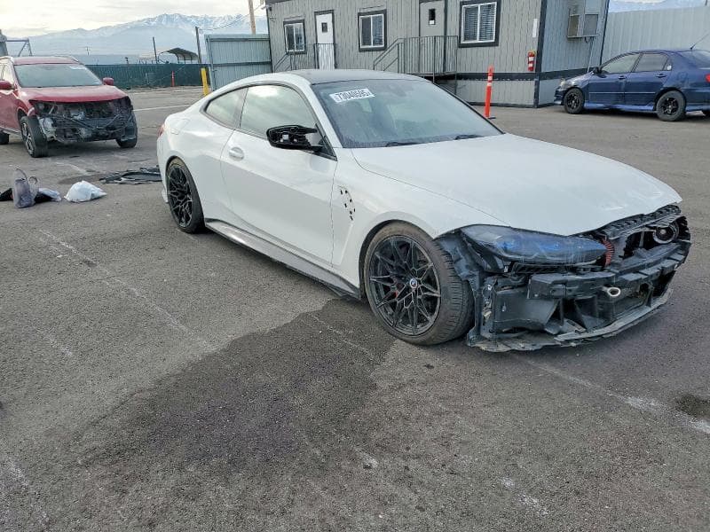 2022 BMW M4 COMPETITION 4