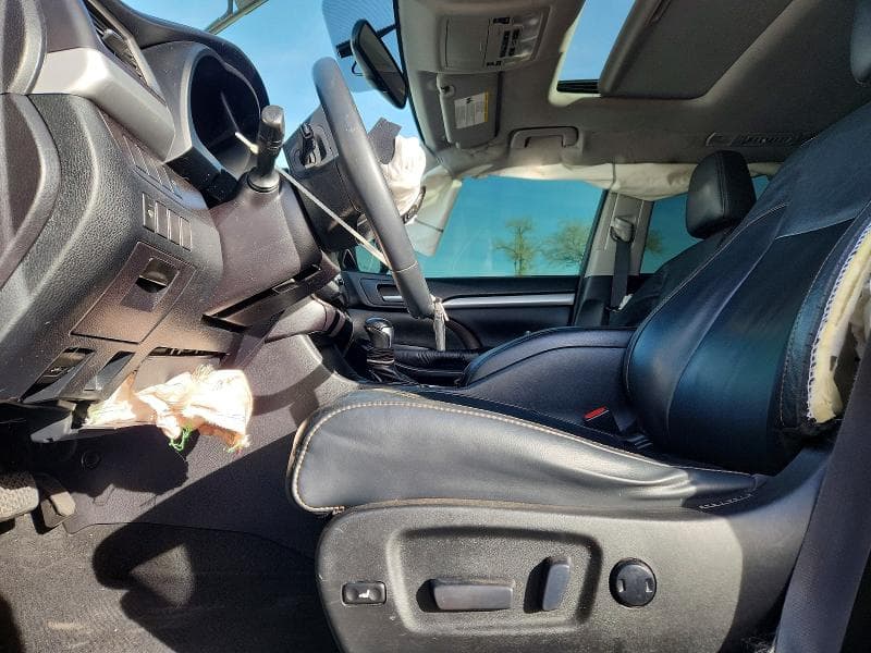 2016 TOYOTA HIGHLANDER XLE 7