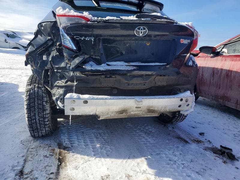 2019 TOYOTA C-HR 13