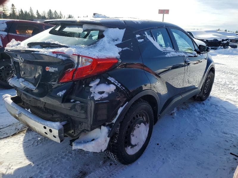 2019 TOYOTA C-HR 3