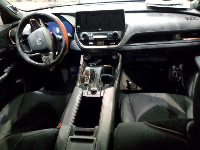 2024 TOYOTA GRAND HIGHLANDER LIMITED 8