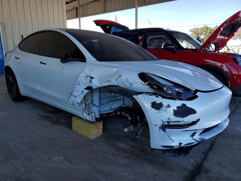 2023 TESLA MODEL 3 4