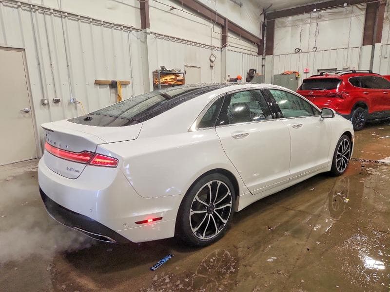 2017 LINCOLN MKZ RESERVE 3