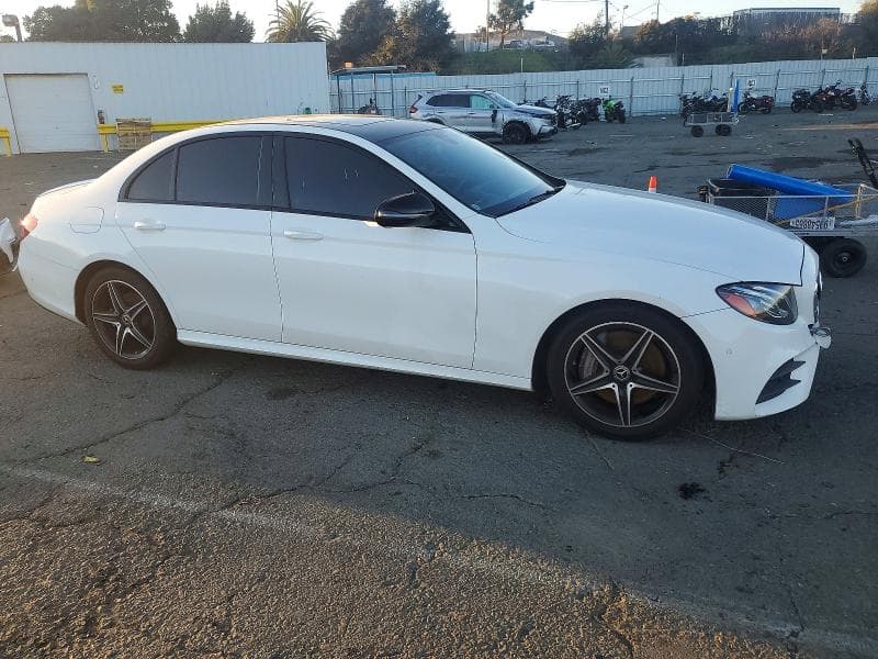 2018 MERCEDES-BENZ E 300 300 4