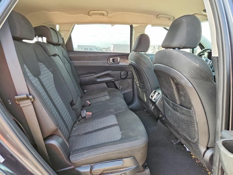 2022 KIA SORENTO LX LX 11