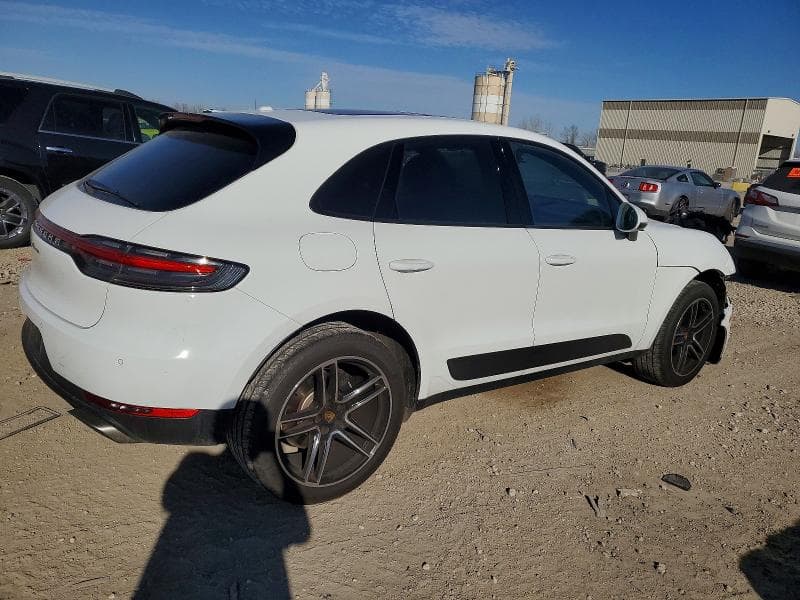 2021 PORSCHE MACAN 3