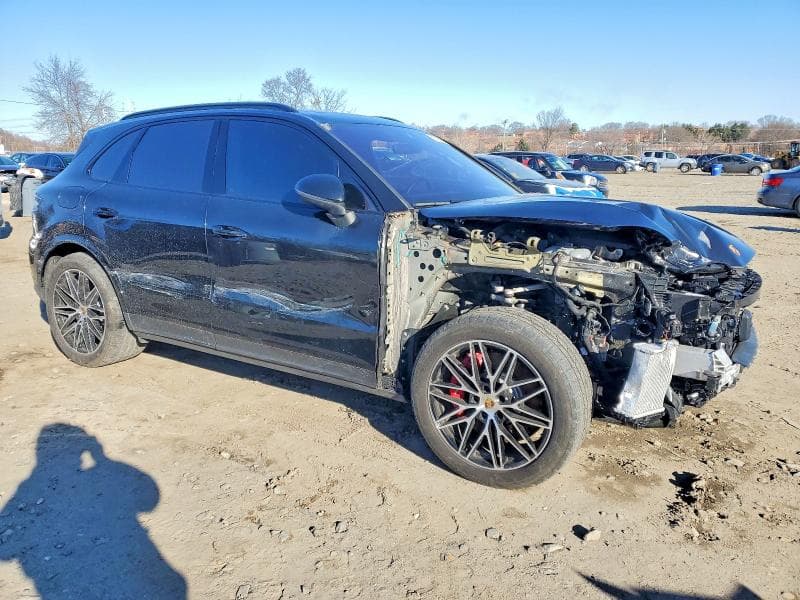 2024 PORSCHE CAYENNE S S 4