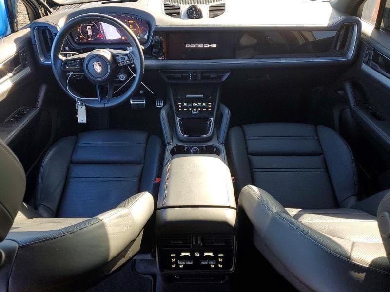 2024 PORSCHE CAYENNE S S 8