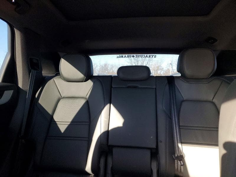 2024 PORSCHE CAYENNE S S 10