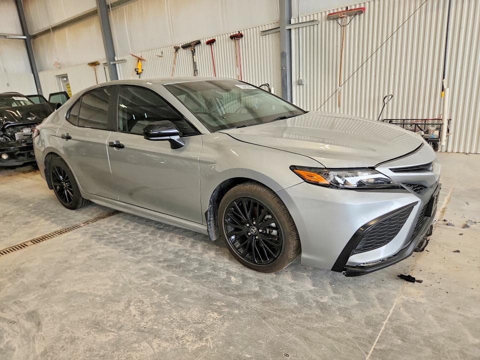 2021 TOYOTA CAMRY SE NIGHTSHADE 4