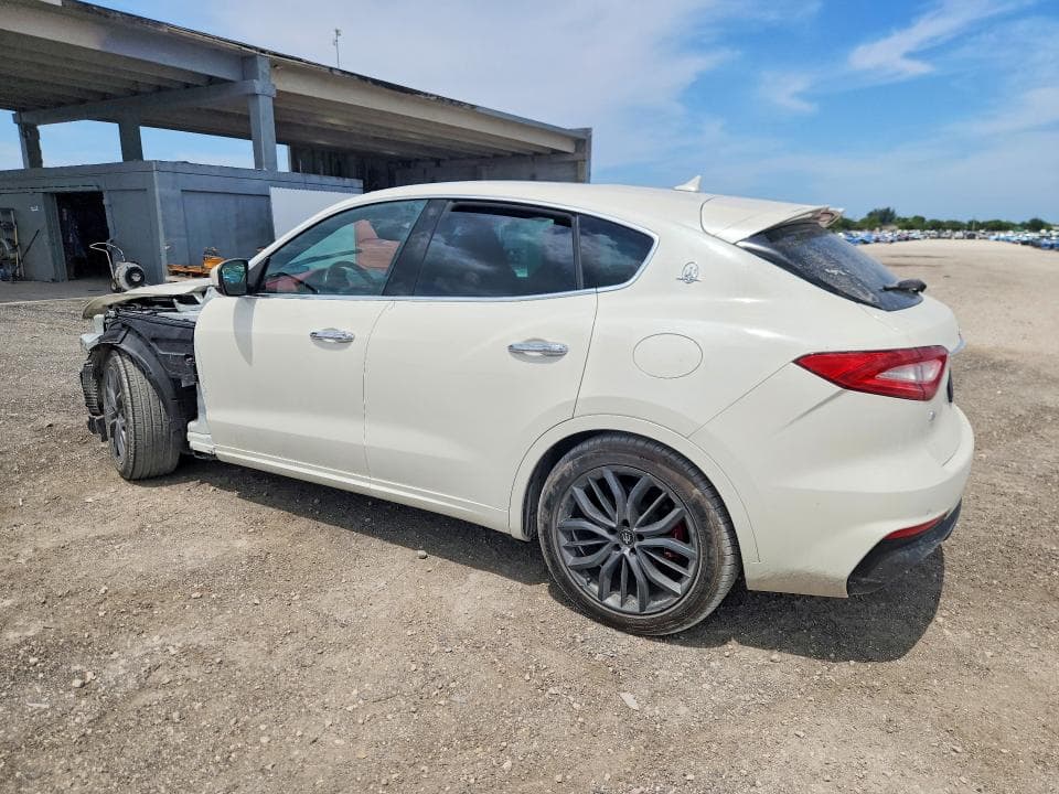 2019 MASERATI LEVANTE SPORT 2