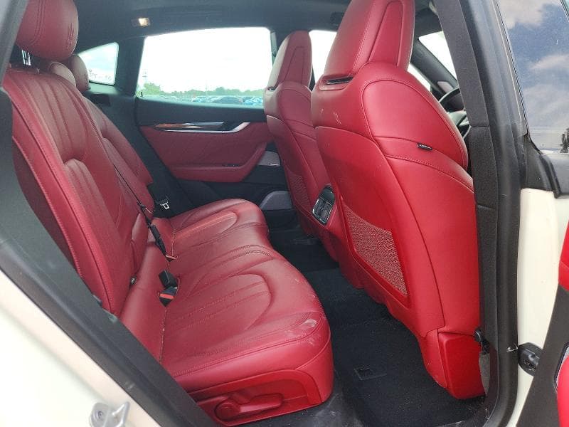 2019 MASERATI LEVANTE SPORT 11