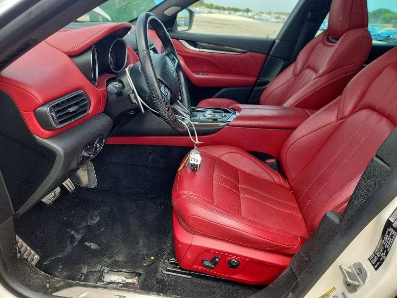 2019 MASERATI LEVANTE SPORT 7