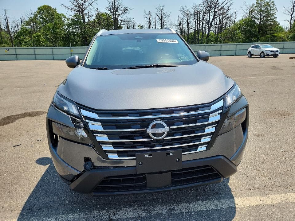 2025 NISSAN ROGUE SV 5