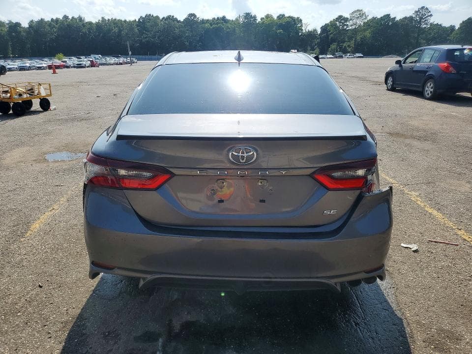 2024 TOYOTA CAMRY SE 6