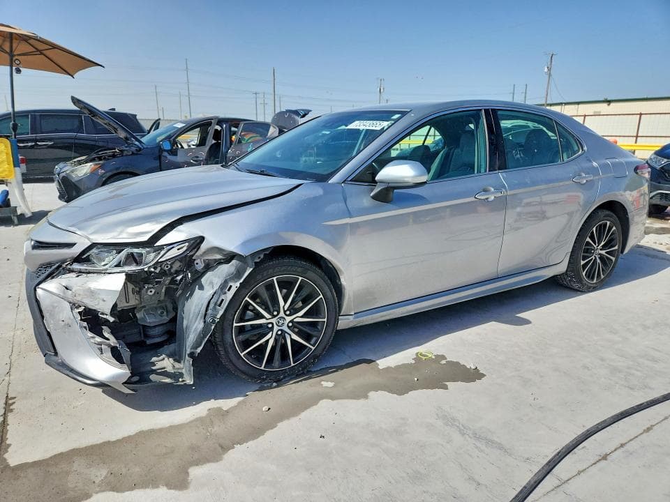2019 TOYOTA CAMRY SE - 1