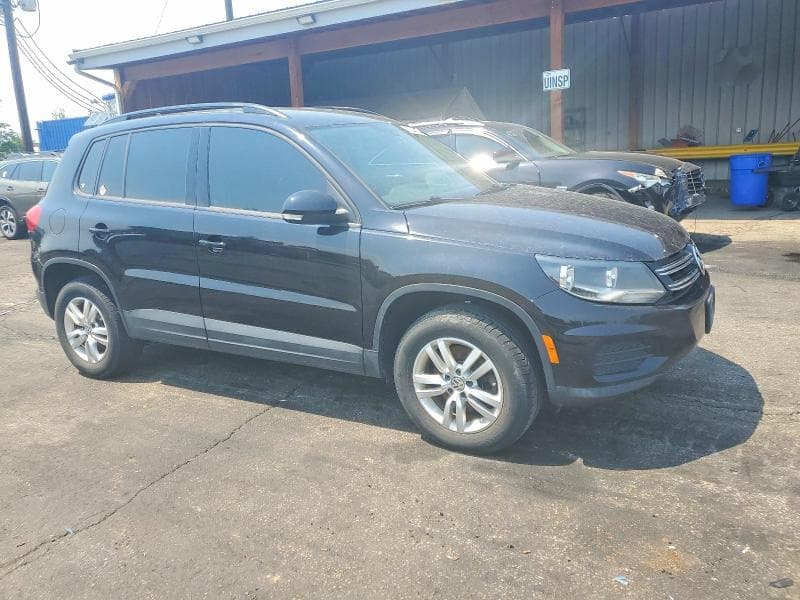 2017 VOLKSWAGEN TIGUAN S 4