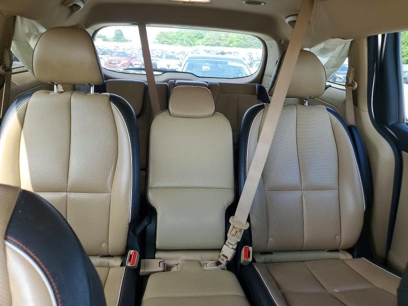 2016 KIA SEDONA EX 10