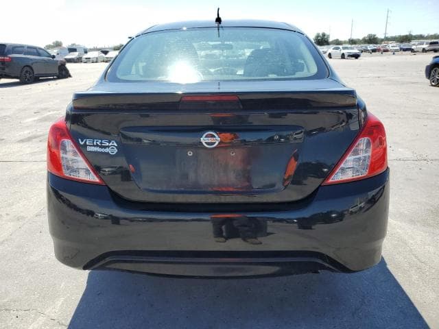 2018 NISSAN VERSA S 6