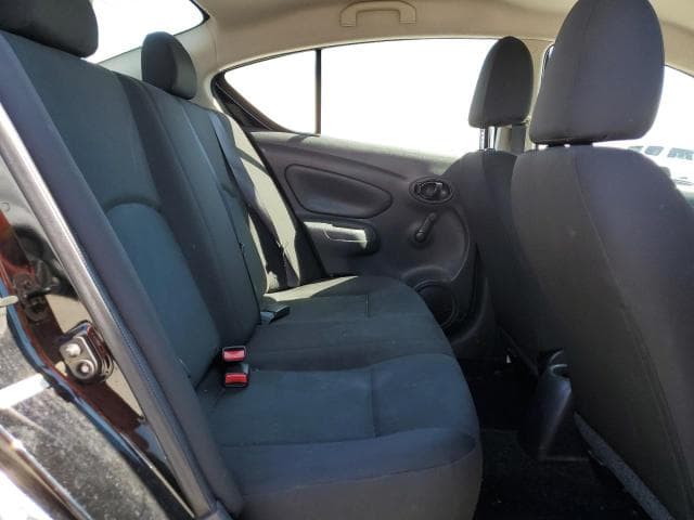 2018 NISSAN VERSA S 10