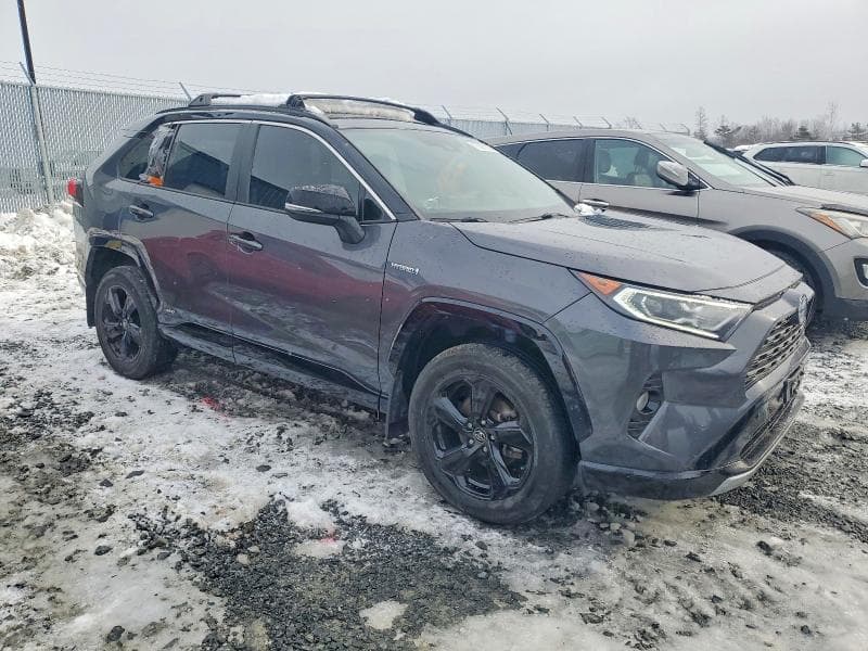 2020 TOYOTA RAV4 XLE 4