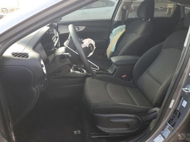 2023 KIA FORTE LX 7