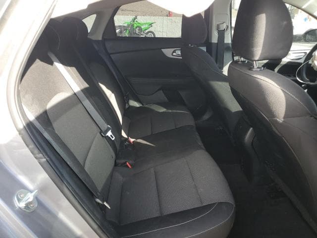 2023 KIA FORTE LX 10