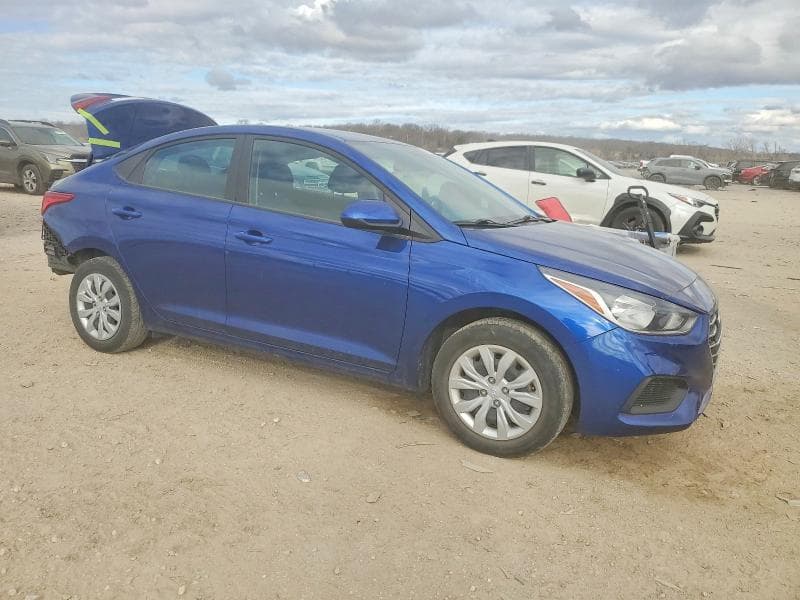 2022 HYUNDAI ACCENT SE 4