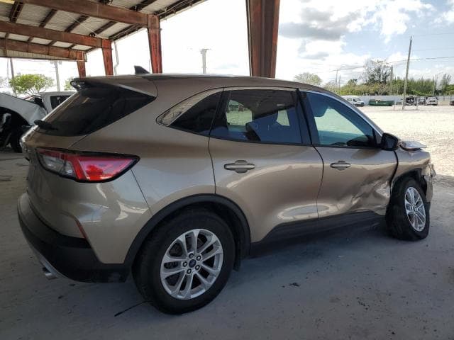 2021 FORD ESCAPE SE SE 4