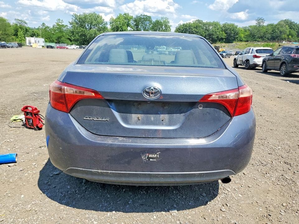 2018 TOYOTA COROLLA L L 6