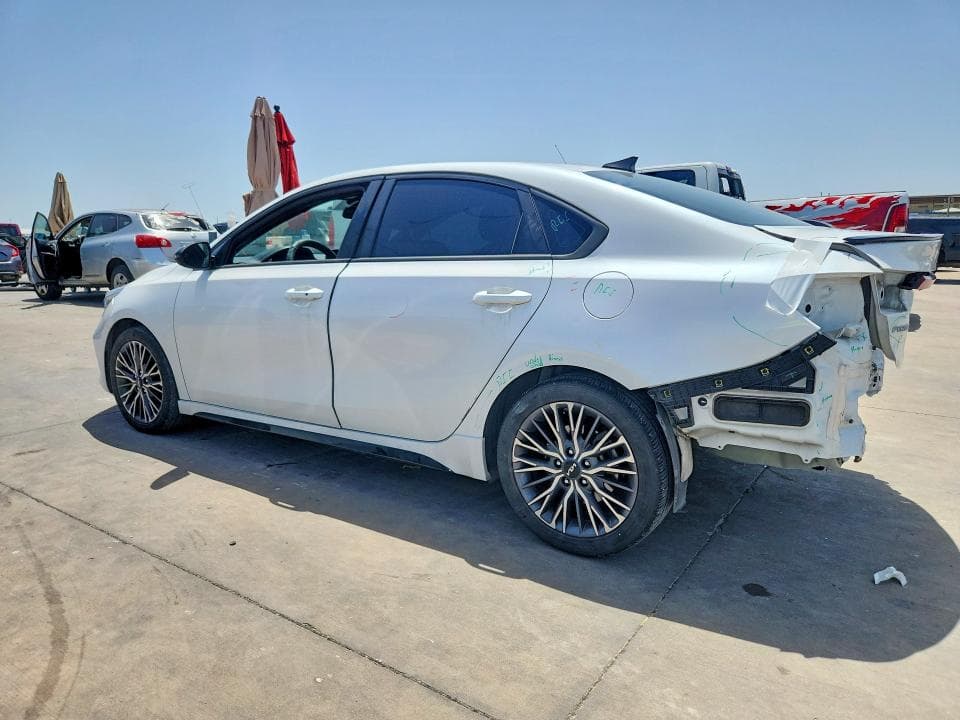 2023 KIA FORTE GT LINE 2