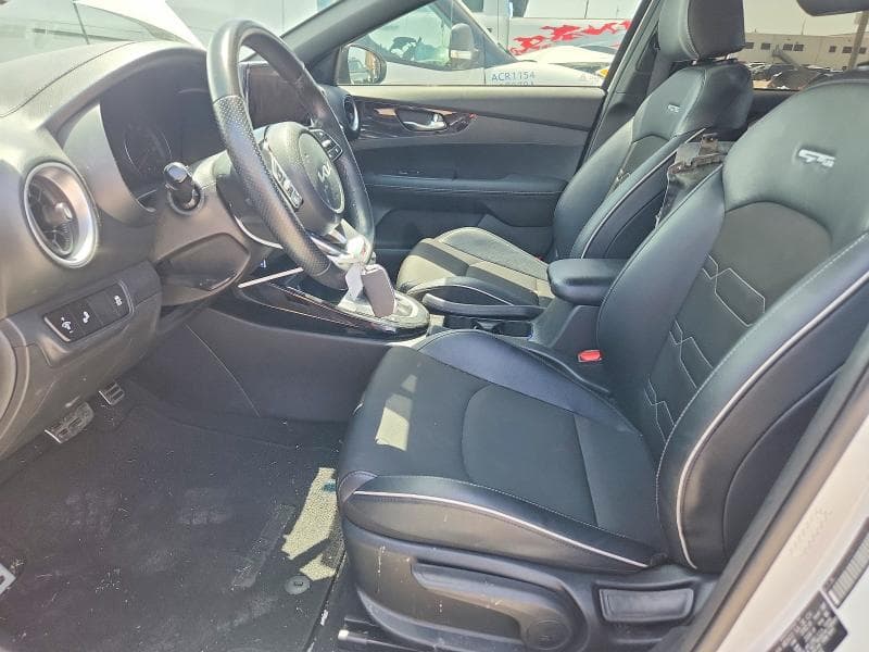 2023 KIA FORTE GT LINE 7